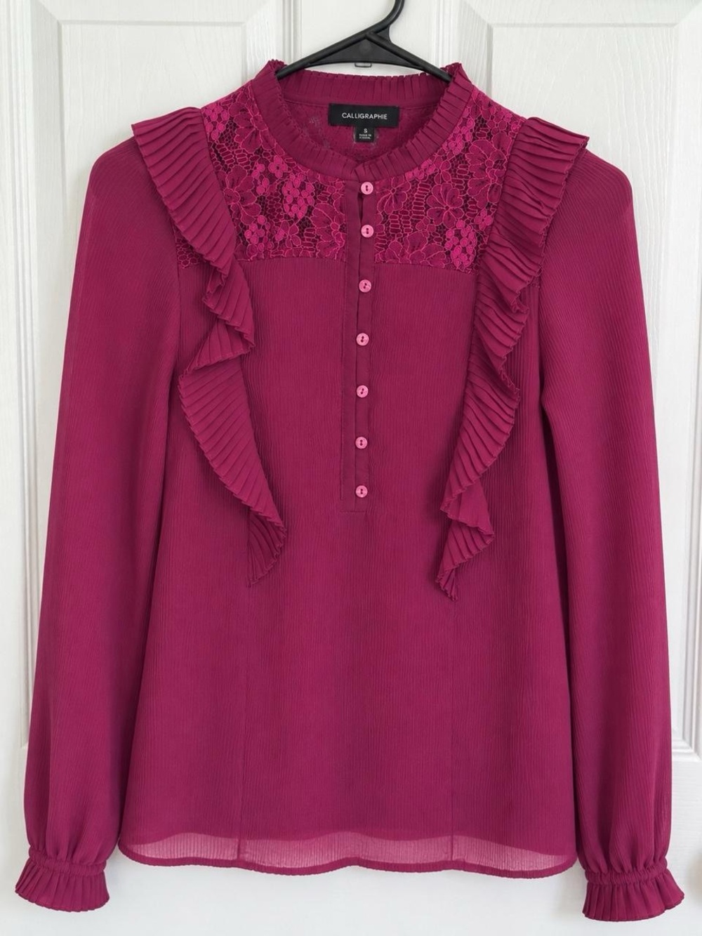 Calligraphie Fuchsia Lace Bouse
